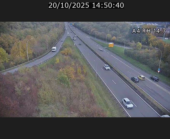 Traffic live webcam Luxembourg Jonction Lankelz - A4 - BK 14.7 - direction Luxembourg