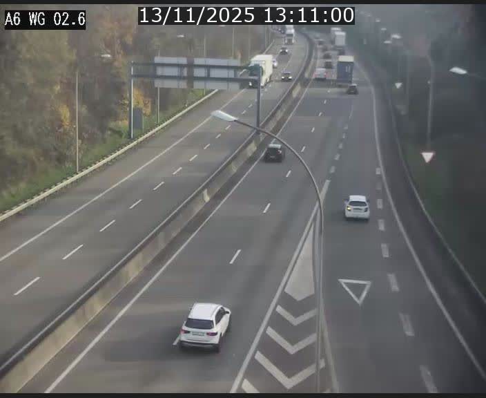Traffic live webcam Luxembourg Croix de Cessange - A6 - BK 2.6 - direction France/Allemagne