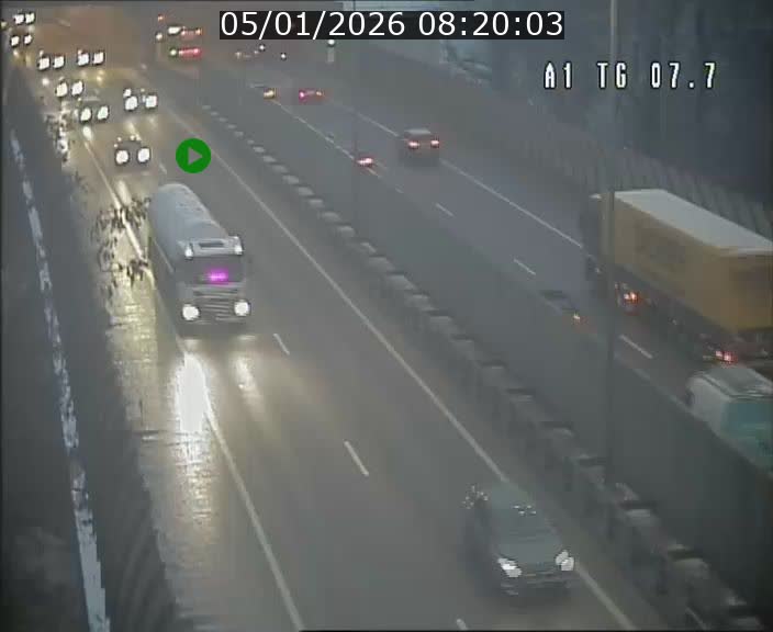 Traffic live webcam Luxembourg Kirchberg - A1 direction Luxembourg-ville - BK 7.7