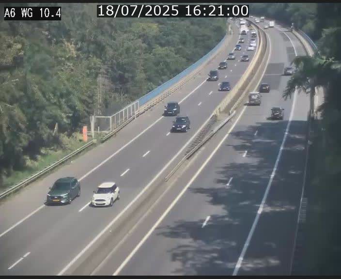 Traffic live webcam Luxembourg Mamer - A6 - BK 10.4 - direction Luxembourg/France/Allemagne