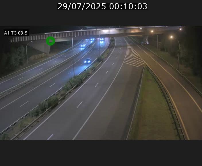 Traffic live webcam Luxembourg Jonction Grünewald - A1 direction Luxembourg-ville - BK 9.5