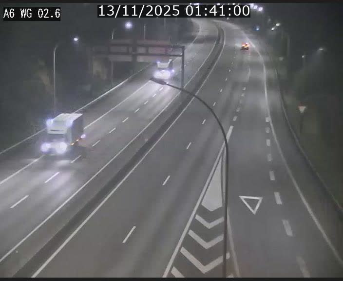 Traffic live webcam Luxembourg Croix de Cessange - A6 - BK 2.6 - direction France/Allemagne