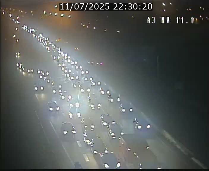 Traffic live webcam Luxembourg Croix de Bettembourg A3 - BK 11.1 - direction Luxembourg-ville