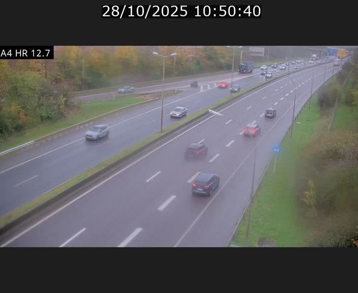 Traffic live webcam Luxembourg Esch sur Alzette - A4 - BK 12.7 - direction Esch-Belval