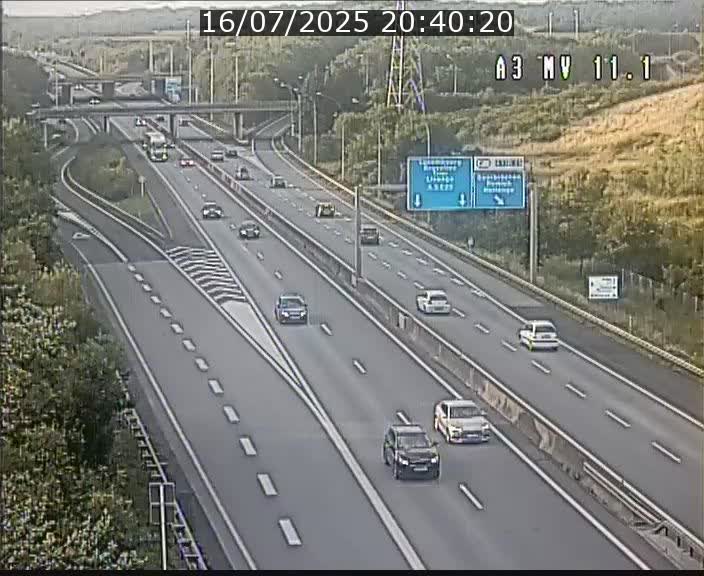 Traffic live webcam Luxembourg Croix de Bettembourg A3 - BK 11.1 - direction Luxembourg-ville