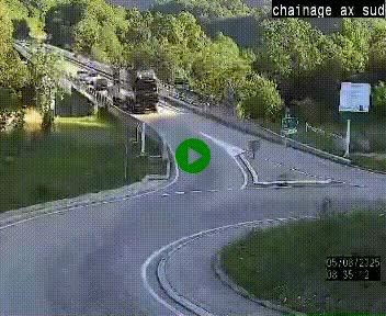 Webcam au nord d'Ax-les-Thermes au niveau de l'aire de chaînage de la N20. Vue orientée vers les Pyrénées, en direction de Pas de la Case