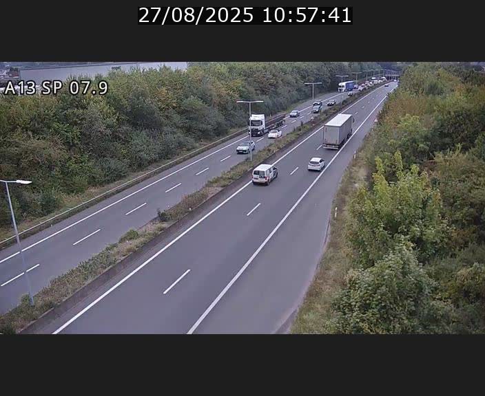 Traffic live webcam Luxembourg Jonction Lankelz - A13 direction Pétange - BK 7.9