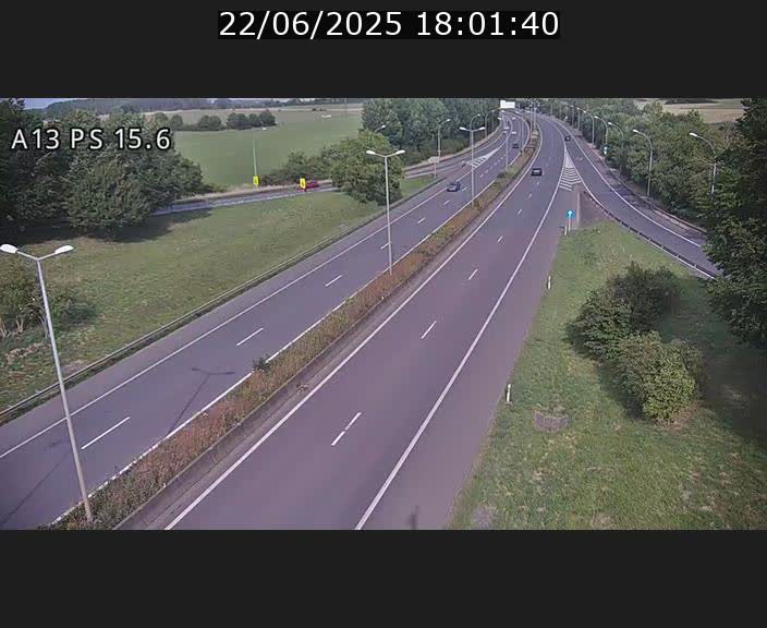 Traffic live webcam Luxembourg Kayl - A13 direction Dudelange - BK 15.6