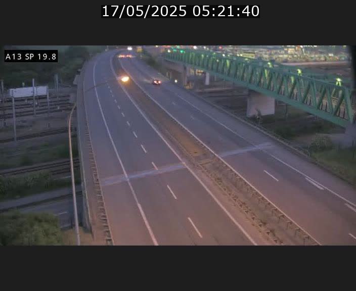 Traffic live webcam Luxembourg Croix de Bettembourg - A13 direction Esch-sur-Alzette - BK 19.8