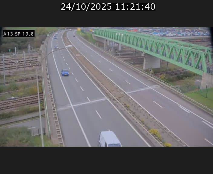 Traffic live webcam Luxembourg Croix de Bettembourg - A13 direction Esch-sur-Alzette - BK 19.8