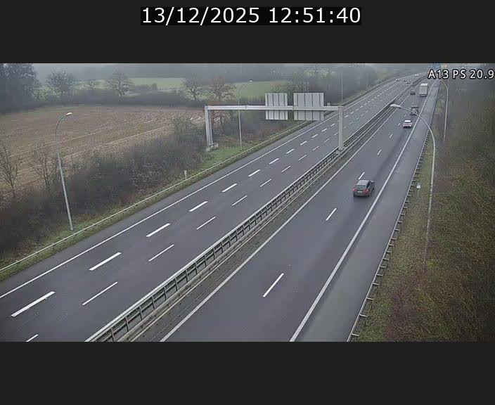 Traffic live webcam Luxembourg Croix de Bettembourg, rond-point d'Hellange - A13 direction Allemagne - BK 20.9