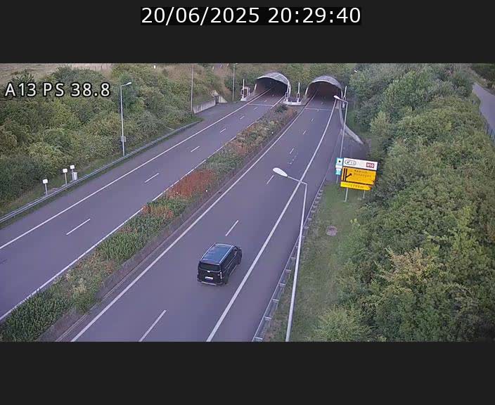 Webcam autoroute A13 à l'entrée ouest du tunnel Markusbierg à Schengen. Vue orientée vers Mondorf-les-Bains