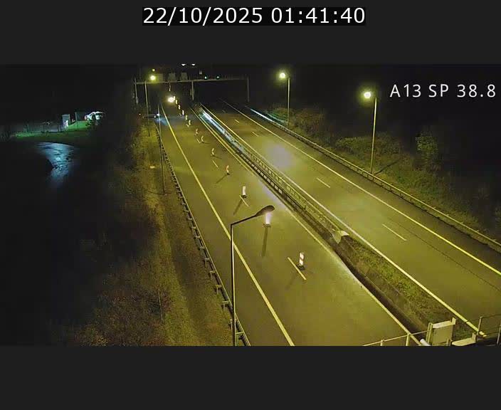 Webcam autoroute A13 à l'entrée ouest du tunnel Markusbierg à Schengen. Vue orientée vers le tunnel et l'Allemagne
