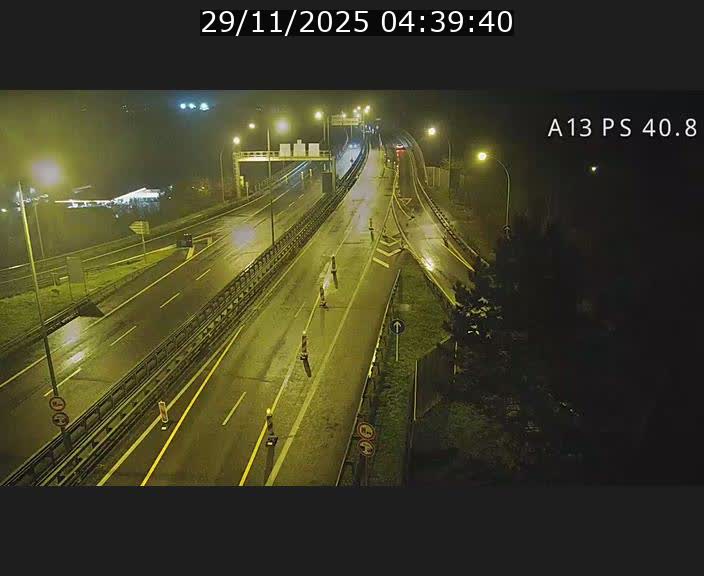 Webcam autoroute A13 à la sortie est du tunnel Markusbierg à Schengen. Vue sur le pont de la Moselle, vers l'Allemagne