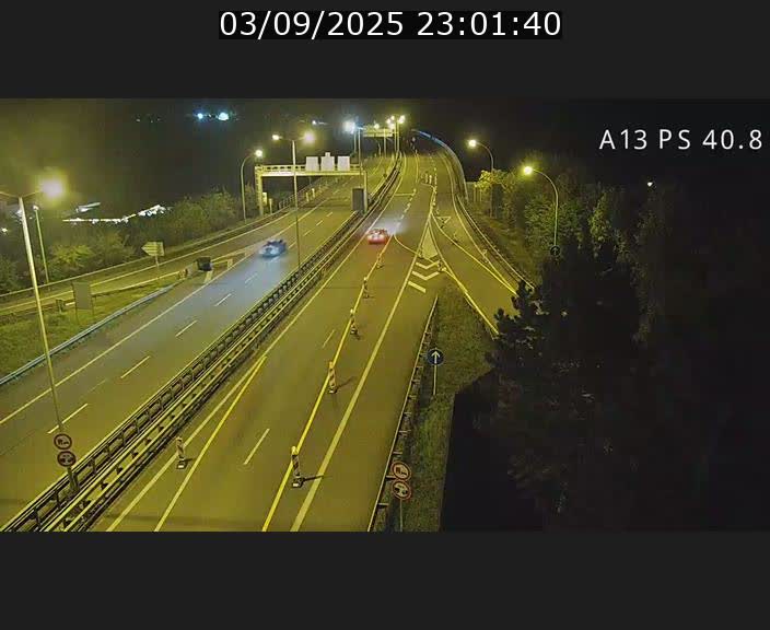 Webcam autoroute A13 à la sortie est du tunnel Markusbierg à Schengen. Vue sur le pont de la Moselle, vers l'Allemagne