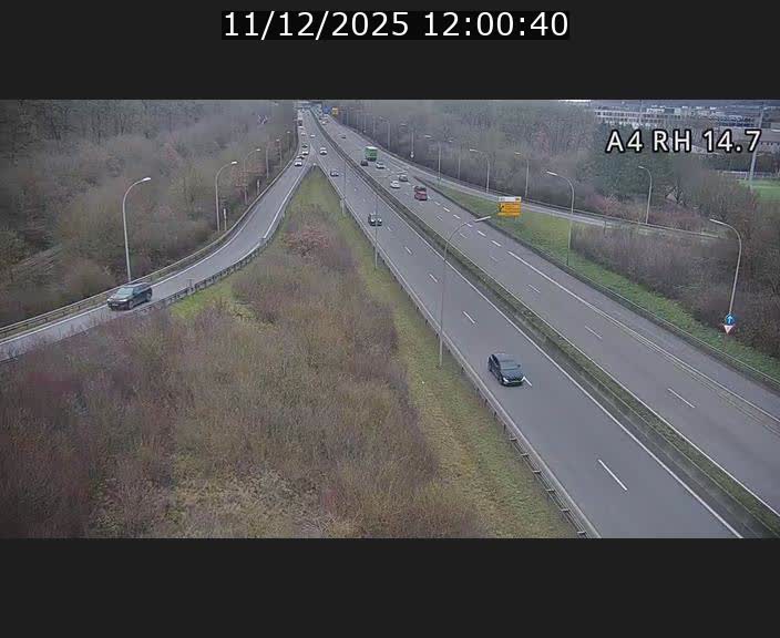 Traffic live webcam Luxembourg Jonction Lankelz - A4 - BK 14.7 - direction Luxembourg