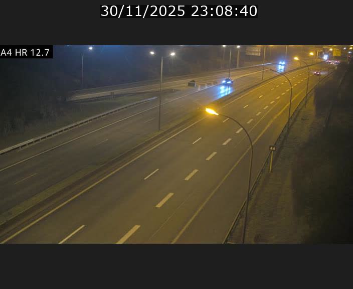 Traffic live webcam Luxembourg Esch sur Alzette - A4 - BK 12.7 - direction Esch-Belval