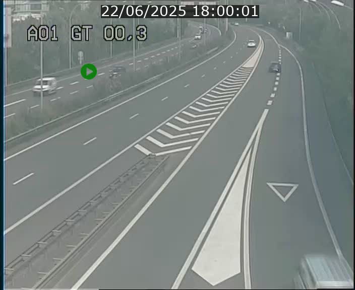 Traffic live webcam Luxembourg Croix de Gasperich - A1 direction Kirchberg - BK 0.3