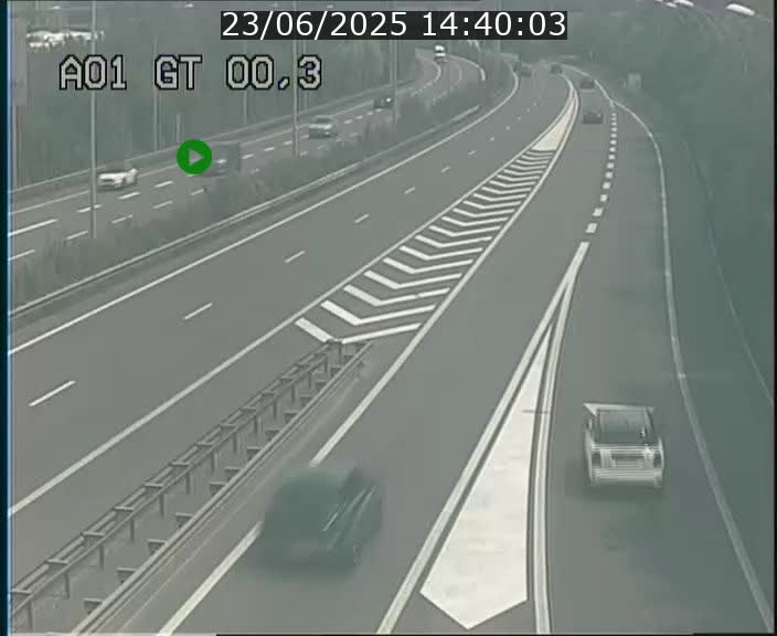 Traffic live webcam Luxembourg Croix de Gasperich - A1 direction Kirchberg - BK 0.3