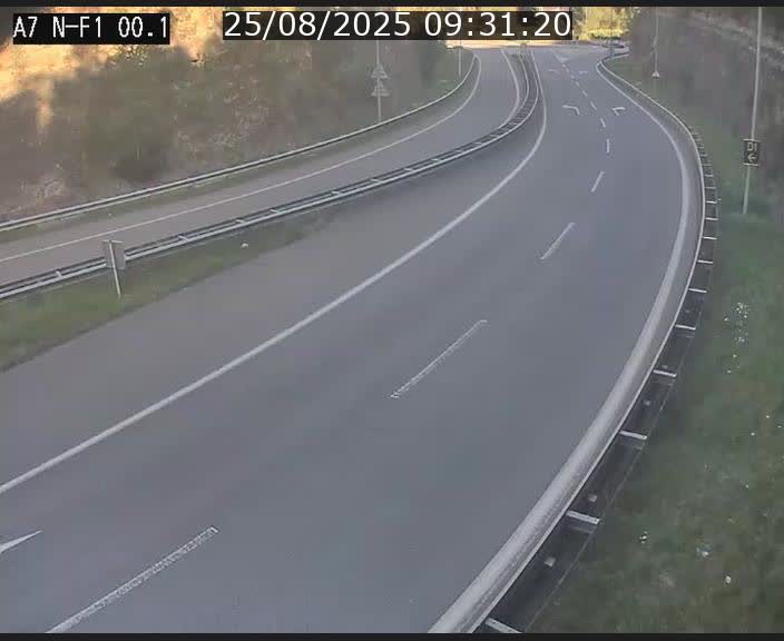 Webcam autoroute Luxembourg A7 située dans la sortie 1 Waldhof, vers la N11, avant le Tunnel Stafelter