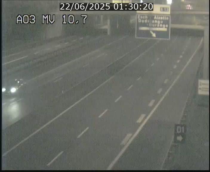 Traffic live webcam Luxembourg Croix de Bettembourg - A3 - BK 10.7 - direction France