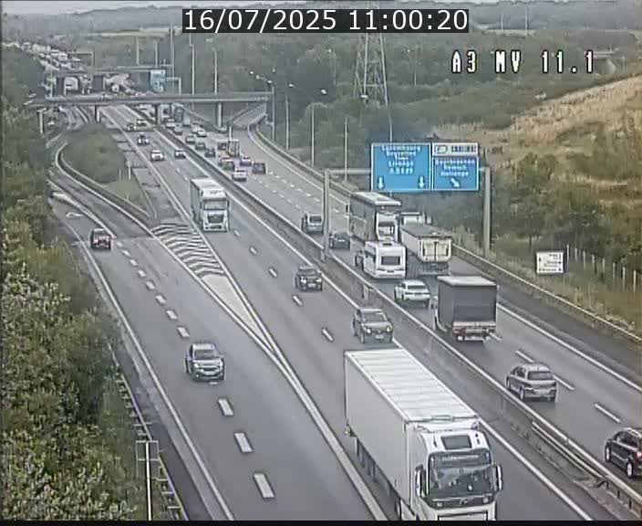 Traffic live webcam Luxembourg Croix de Bettembourg A3 - BK 11.1 - direction Luxembourg-ville