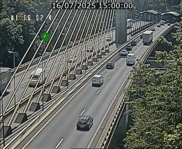 Traffic live webcam Luxembourg Sandweiler - A1 direction Luxembourg-ville - BK 2.4