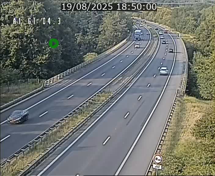 Traffic live webcam Luxembourg Itzig - A1 direction Sandweiler - BK 4.3
