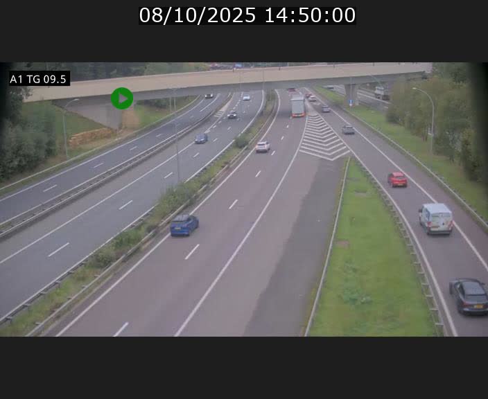 Traffic live webcam Luxembourg Jonction Grünewald - A1 direction Luxembourg-ville - BK 9.5