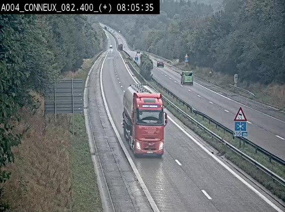 Webcam à hauteur de Conneux sur l'E411 en direction du sud de la Belgique