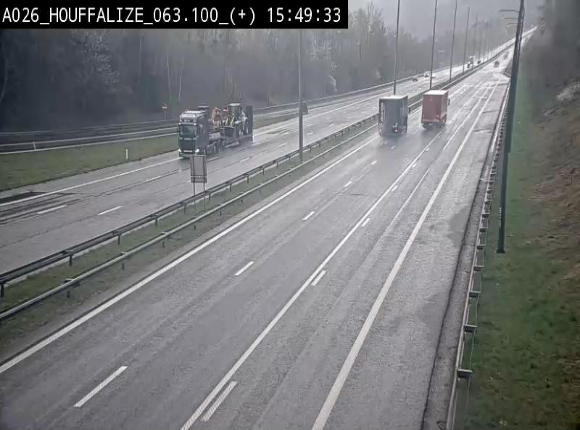 Webcam autoroute des Ardennes (E25/A26) à hauteur d'Houffalize. Vue orientée vers Baraque de Fraiture