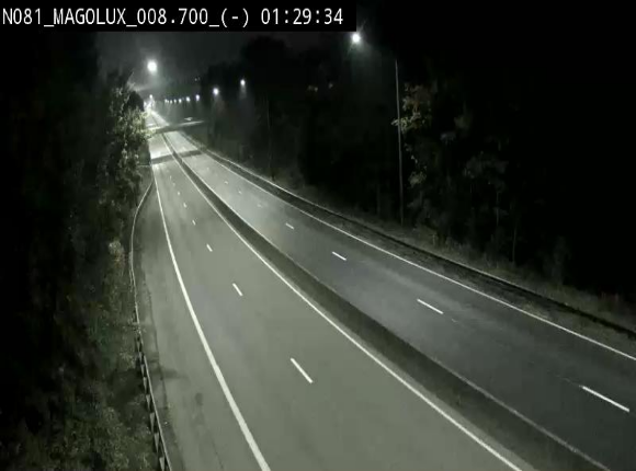 Webcam sur la N81 (E411) à hauteur de la jonction avec la N883. Vue orientée vers Arlon