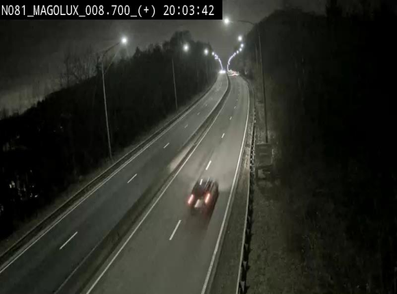 Webcam sur la N81 (E411) à hauteur de la jonction avec la N883. Vue orientée vers Longwy