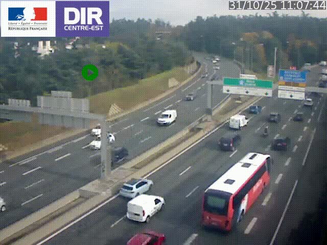 Caméra de circulation routière sur le boulevard périphérique Laurent Bonnevay de Lyon (D383) à hauteur de Bron, avant la jonction avec l'A43. Vue orientée vers l'échangeur