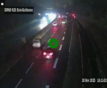 Webcam routière à hauteur de Bois-Guillaume en périphérie de Rouen. Vue orientée vers Rouen