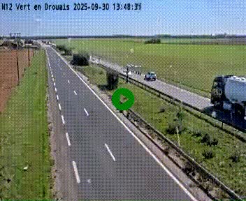 Webcam à hauteur de Vert-en-Drouais sur la N12, en périphérie de Dreux. Vue orientée vers Alençon