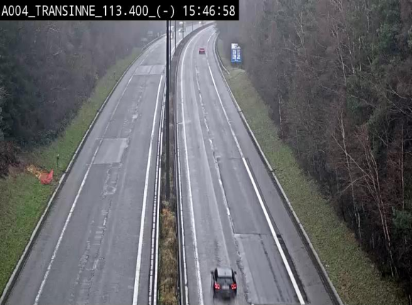 Caméra trafic E411 (A4) - Transinne direction Namur - BK 113.425