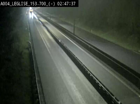 Webcam autoroute A4 (E411-E25) à Léglise, avant la jonction avec la N40. Vue orientée vers Bruxelles
