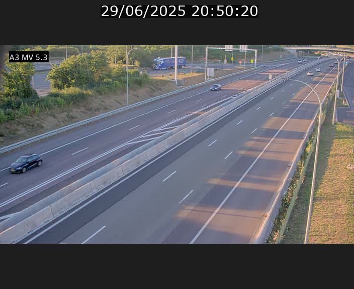 Webcam à l'Aire de Berchem au Luxembourg sur l'A3. Vue orientée vers la France