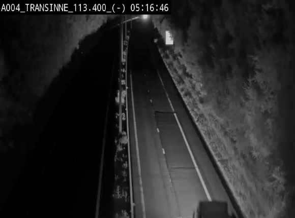 Caméra trafic E411 (A4) - Transinne direction Namur - BK 113.425