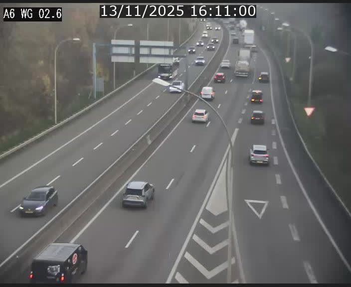Traffic live webcam Luxembourg Croix de Cessange - A6 - BK 2.6 - direction France/Allemagne