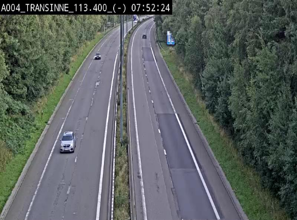 Caméra trafic E411 (A4) - Transinne direction Namur - BK 113.425