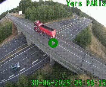 Clone of Caméra routière sur l'autoroute A20 au nord de Limoges, à la jonction avec la N520. Vue orientée vers Paris