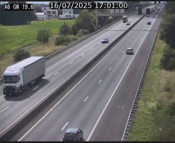 Traffic live webcam Luxembourg - Steinfort - A6 - BK 19.6 - direction Belgique