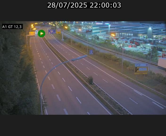 Traffic live webcam Luxembourg Senningerberg - A1 direction Allemagne - BK 12.3