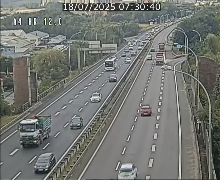Traffic live webcam Luxembourg Jonction Foetz - A4 - BK 12.0 - direction Esch sur Alzette