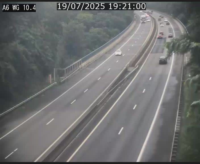 Traffic live webcam Luxembourg Mamer - A6 - BK 10.4 - direction Luxembourg/France/Allemagne