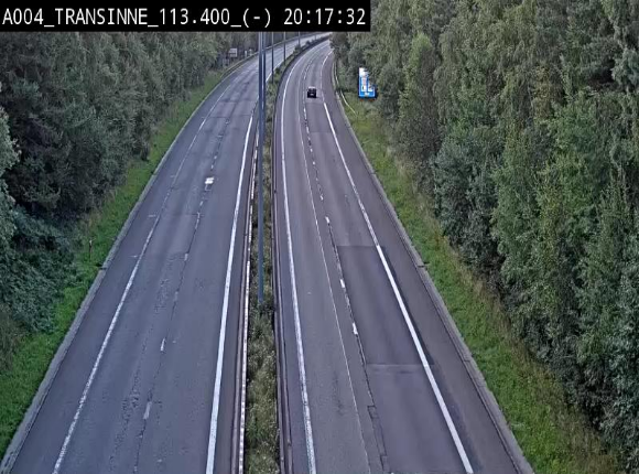 Caméra trafic E411 (A4) - Transinne direction Namur - BK 113.425