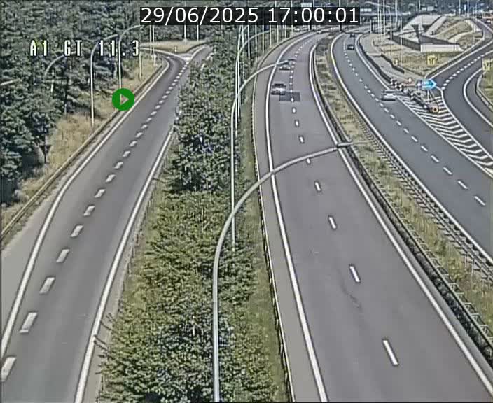 Traffic live webcam Luxembourg Senningerberg - A1 direction Allemagne - BK 11.3