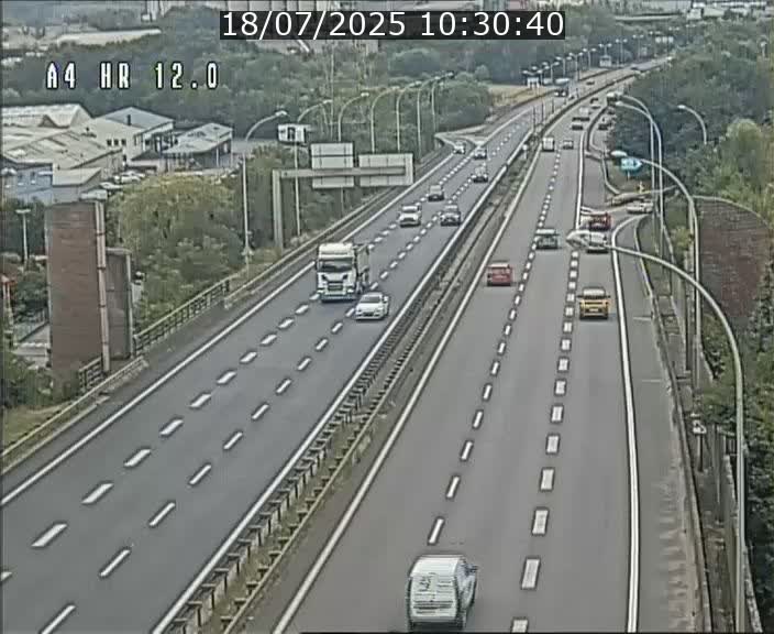 Traffic live webcam Luxembourg Jonction Foetz - A4 - BK 12.0 - direction Esch sur Alzette